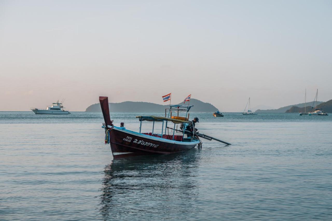 The Mooring Resort Panwa Beach Buitenkant foto