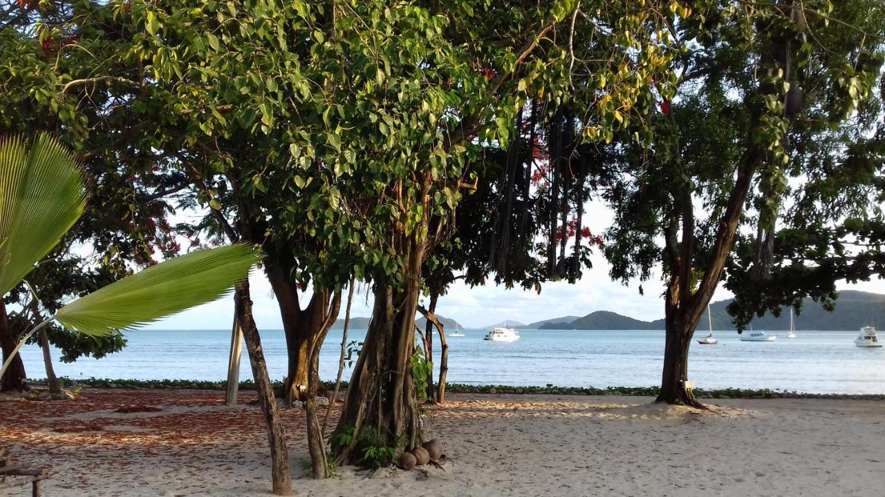 The Mooring Resort Panwa Beach Buitenkant foto